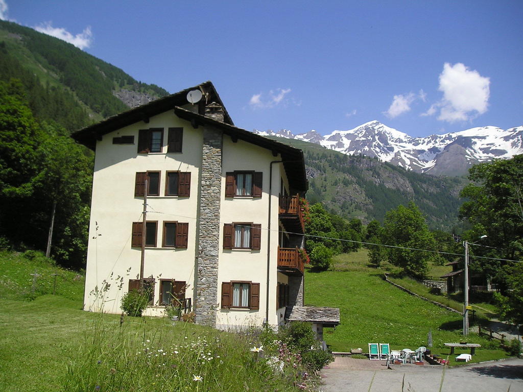 Ollomont 歌乐山旅馆酒店 外观 照片